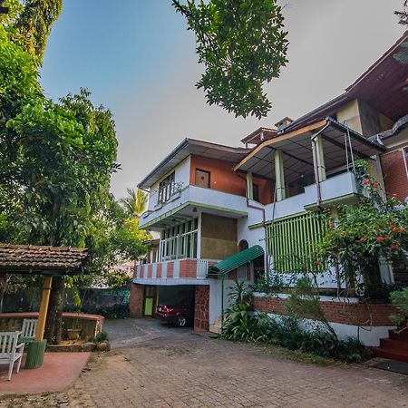 Hotel Gem Land Ratnapura Bagian luar foto